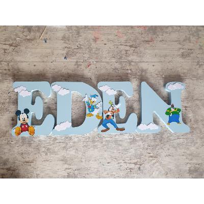 Lettre en bois à coller - 8cm thème mickey