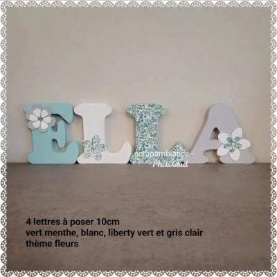 Lettre en bois à poser de 10cm thème fleurs et liberty vert