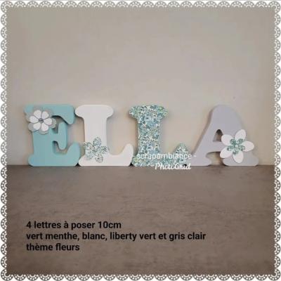 Lettre en bois à poser de 10cm thème fleurs et liberty vert