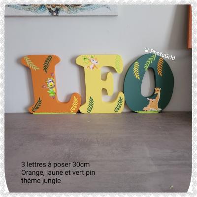 Lettre en bois à poser de 30cm thème jungle