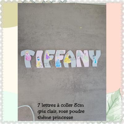 Lettre en bois à coller - 8cm thème princesse 