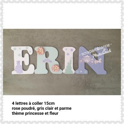 Lettre en bois à coller - 15cm thème princesse