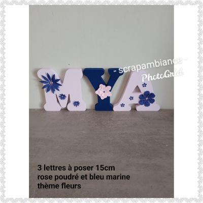 Lettre en bois à poser de 15CM thème fleurs