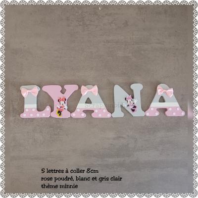 Lettre en bois à coller - 8cm thème minnie